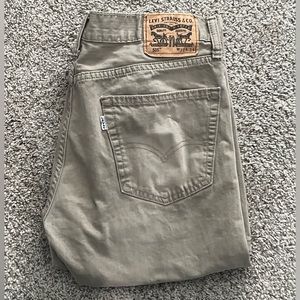 Levi’s kaki 505s 32 by 34